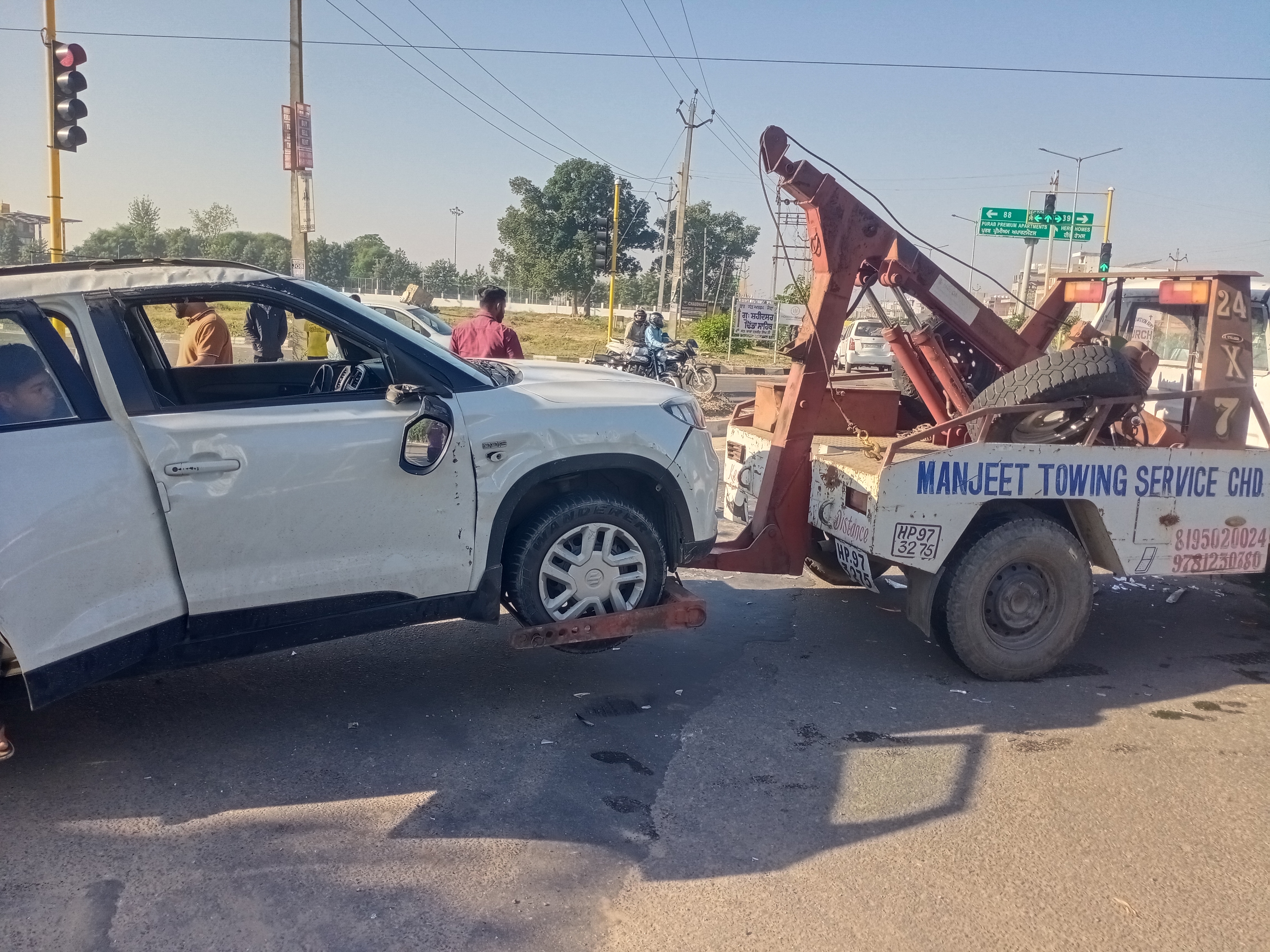 Towing Service In Banur | Manjeet Towing Services | Best Towing Service In Banur, Top Towing Service In Banur, 24 Hour Towing Service In Banur, Towing Service near me, Towing Service  - GL102849