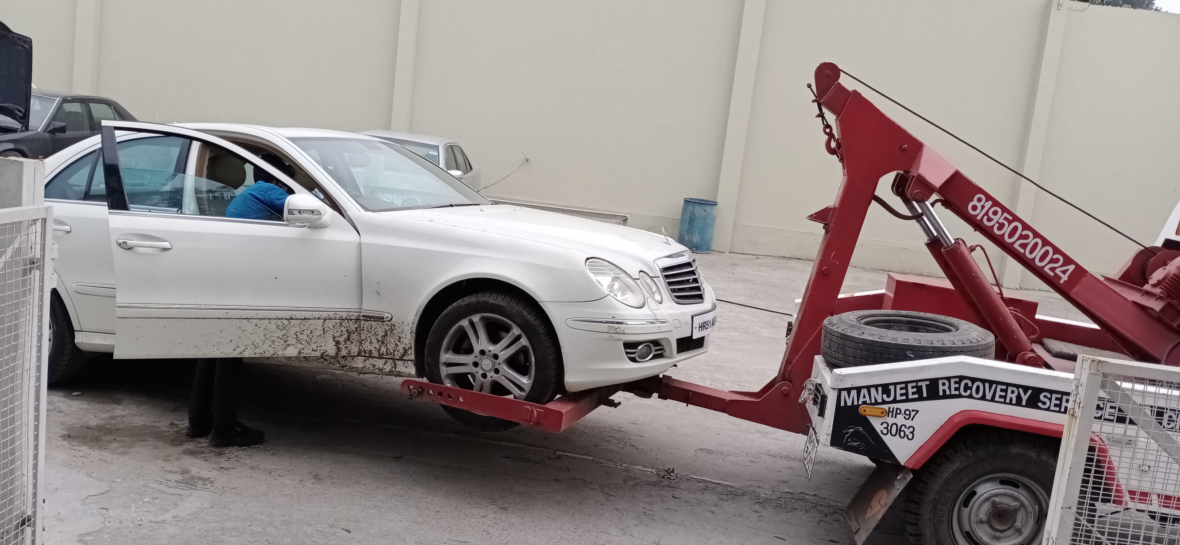 Car Towing Service In Baddi  | Manjeet Towing Services | Car Towing Service In Baddi, Top Car Towing Service In Baddi, 24 Hours Car Towing Service In Baddi, 24 Hours Car Breakdown Service In Baddi, Car Towing Service In Nearby  - GL61801