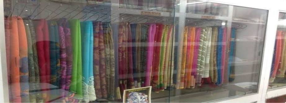 Balu's Modern Dry Cleaners, Saree Dry Cleaning services in Rageev Gandhi Nagar. Sarees Dry Ceaning services in Kphp.
