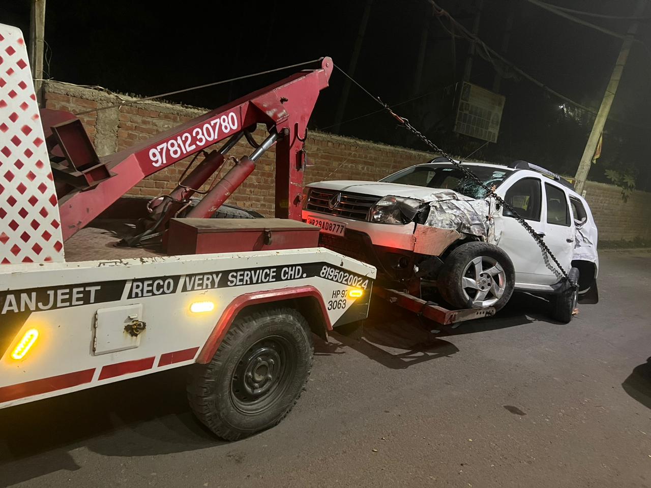 Car Towing Service In Nahan  | Manjeet Towing Services | Best Car Towing Service In Nahan, 24 Hour Car Towing Service In Nahan, 7 Top Car Towing Service In Nahan, Car Towing Service Near me, Car Tow Van Near me  - GL109831