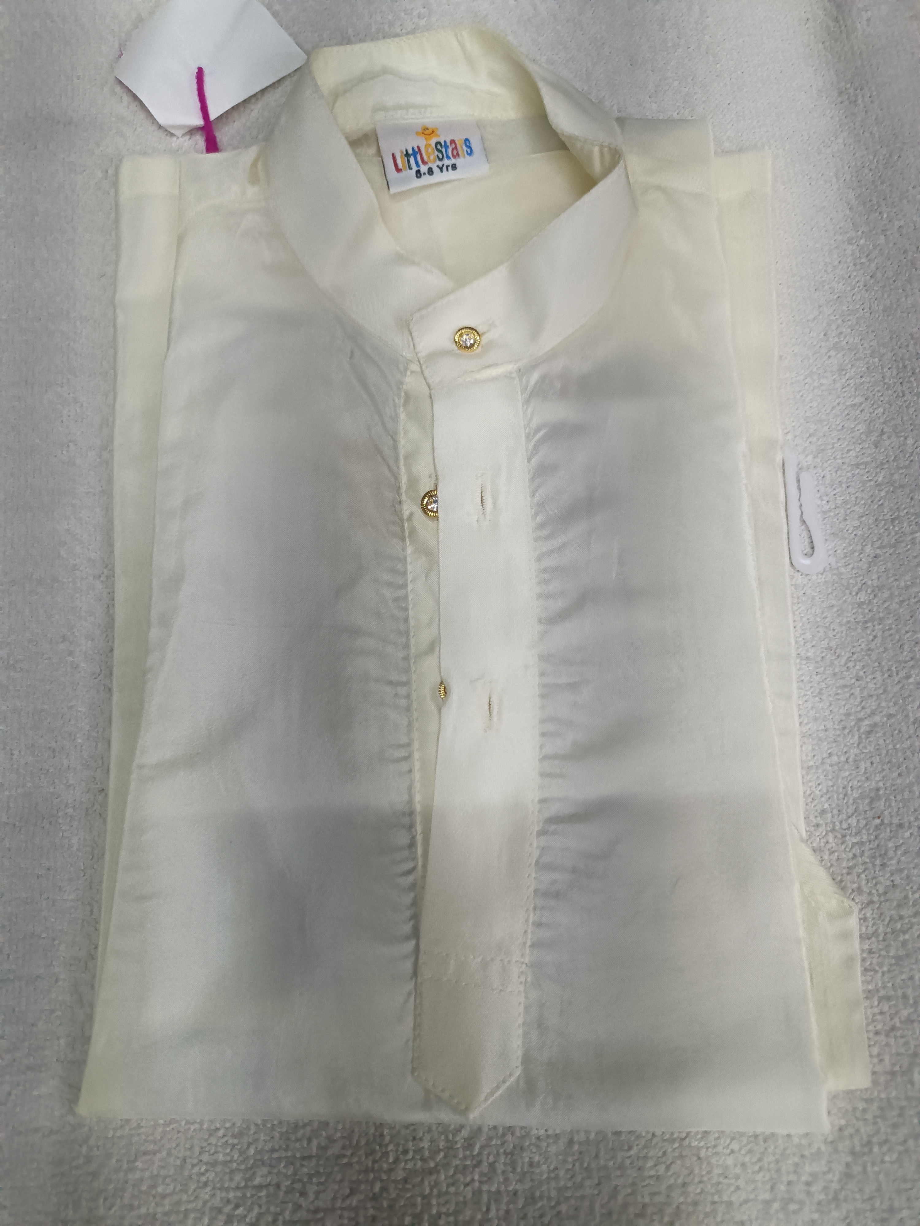 Balu's Modern Dry Cleaners, Shirt dry cleaners in kphb, shirt dry cleaners service in hyderabad, shirt dry cleaners service in Kondapur, shirt dry cleaners service in miyapur, shirt dry cleaners service in Gopal Nagar, 
