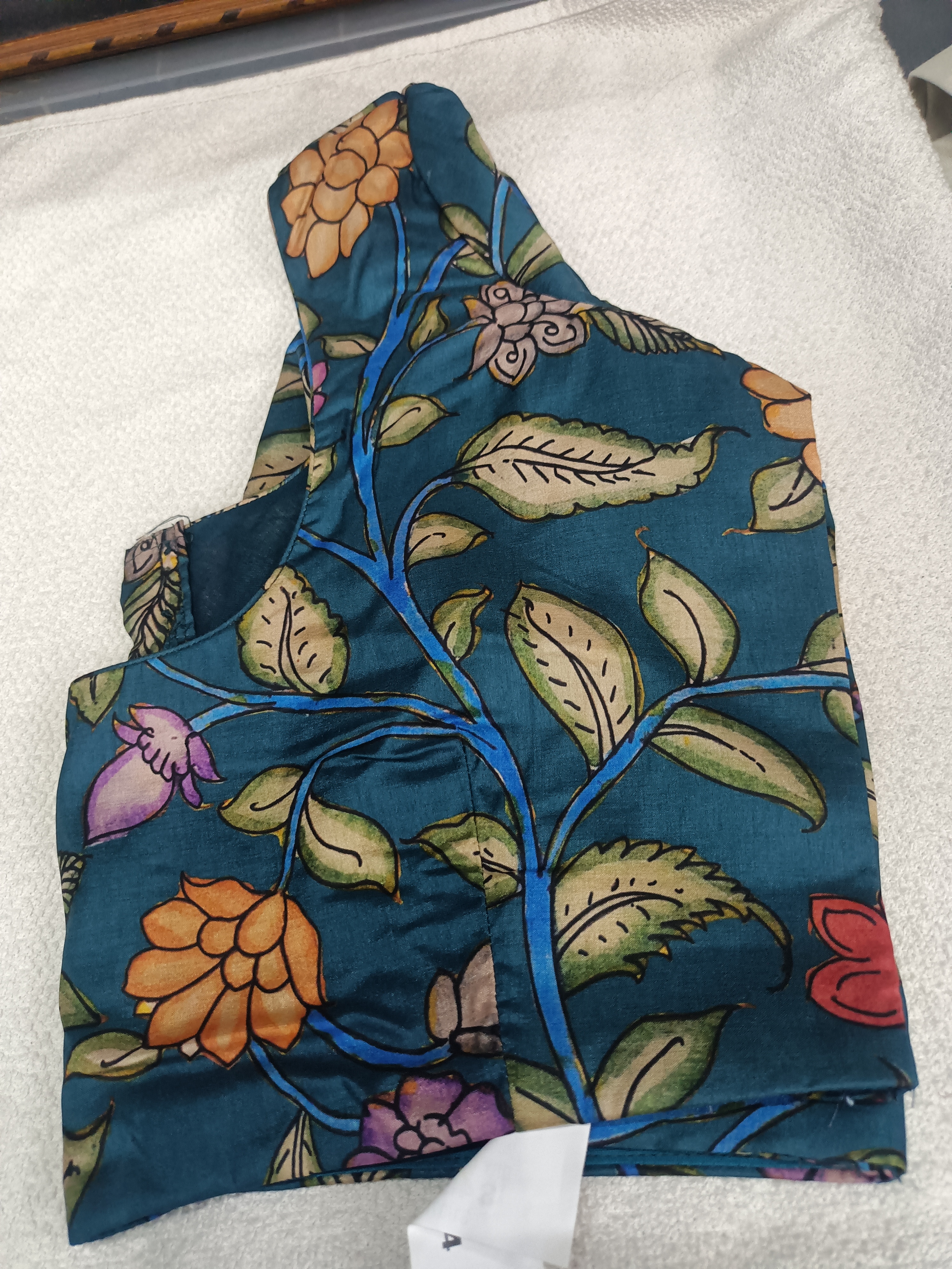 Balu's Modern Dry Cleaners, Blouse dry cleaners in kphb, blouse dry cleaners service in hyderabad, blouse dry cleaners service in Kondapur, blouse dry cleaners service in miyapur, blouse dry cleaners service in Gopal Nagar, 