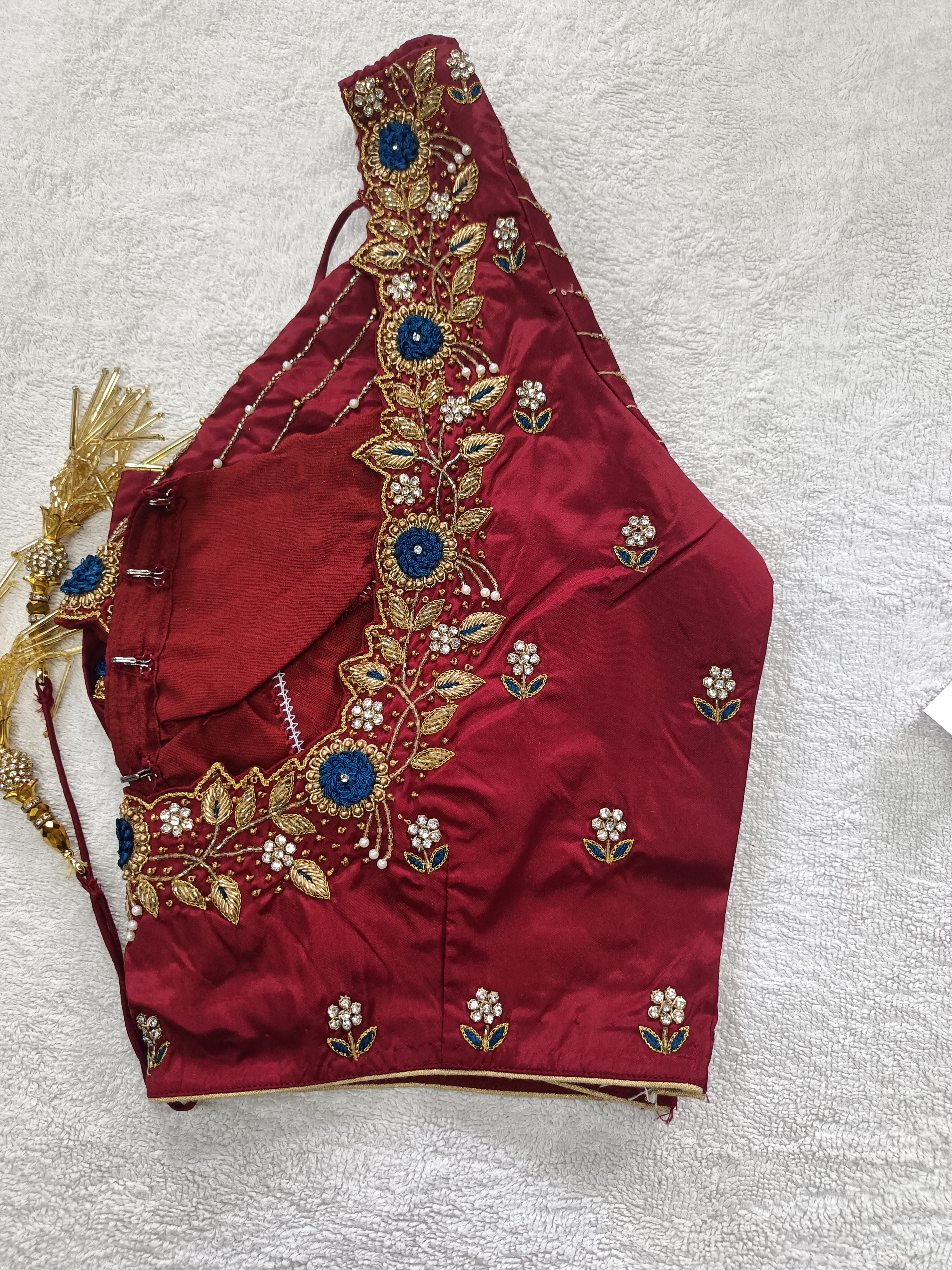 Balu's Modern Dry Cleaners, Blouse dry cleaners in kphb, blouse dry cleaners service in hyderabad, blouse dry cleaners service in Kondapur, blouse dry cleaners service in miyapur, blouse dry cleaners service in Gopal Nagar, 