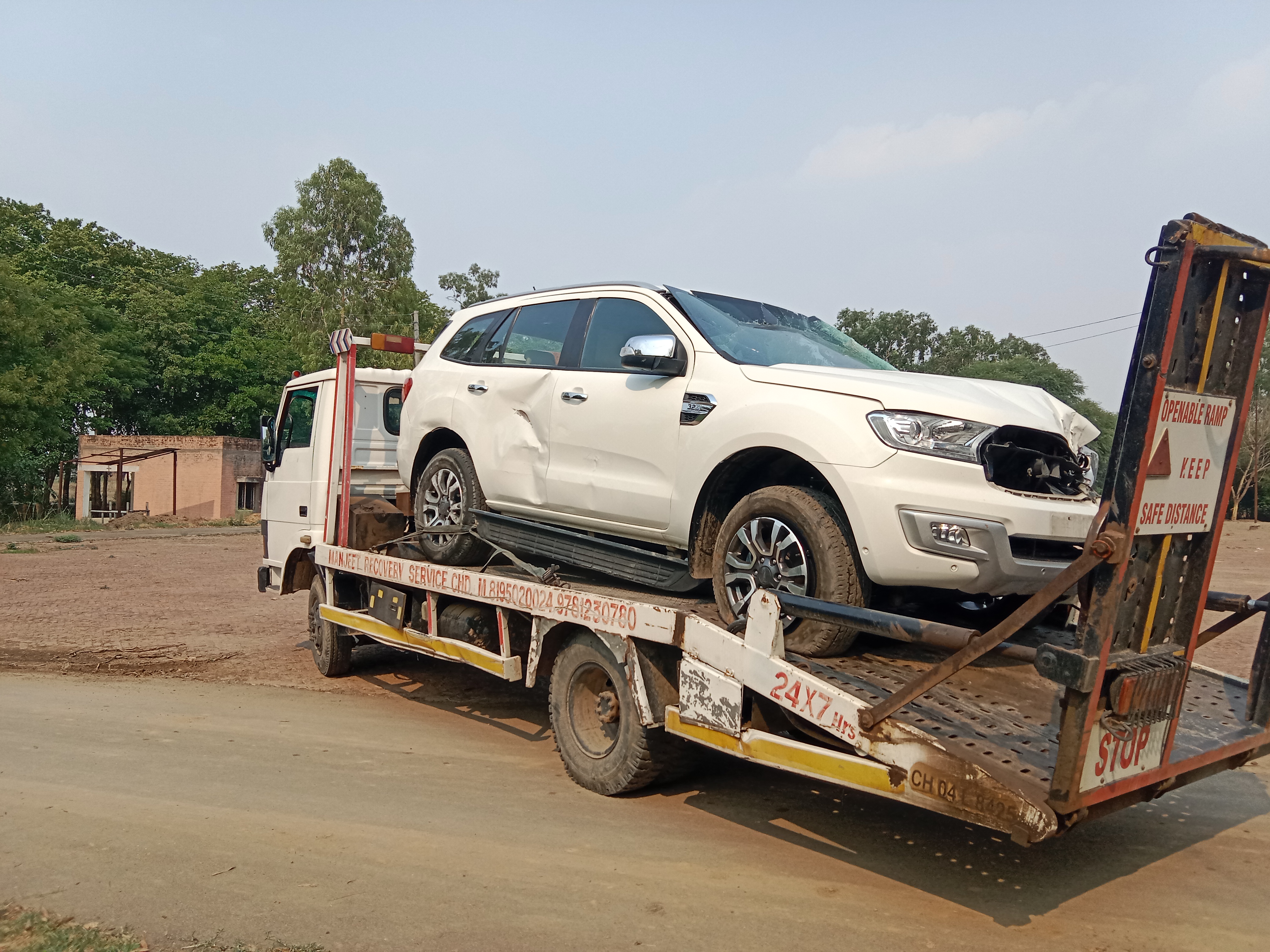 Car Towing Service In Kurali  | Manjeet Towing Services | Best Car Towing Service In Kurali, 7 Top Car Towing Service In Kurali, 24 Hour Car Towing Service In Kurali, Car Towing Service Near me, Car Towing Service  - GL106273