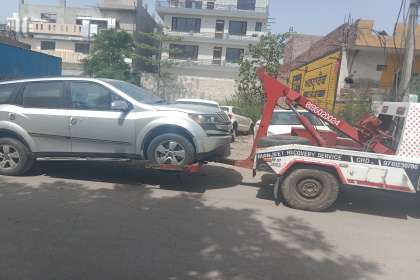 Manjeet Towing Services, Best Towing Service In Kharar, 7 Top Towing Service In Kharar, 24 Hour Towing Service In Kharar, Towing Service Near me, Tow Van Near me 