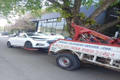 Manjeet Towing Services, Best Car Towing Service In Banur, 24 Hour Car Towing Service In Banur, 7 Top Car Towing Service In Banur, Car Towing Service Near me, Car Tow Van Near me 