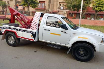 Manjeet Towing Services, Car Towing Services In Kharar, 24 Hour Car Towing Services In Kharar, Car Towing service near me, Car Tochan Service near me, Car Tow Van near me 
