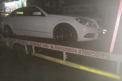 Manjeet Towing Services, Best Car Towing Service In Mohali, 7 Top Car Towing Service In Mohali, 24 Hour Car Towing Service In Chandigarh, Car Towing Service near me, Car Recovery van near me