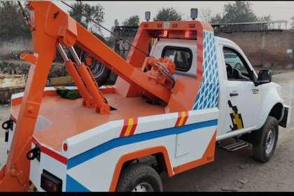 Manjeet Towing Services, Best Car Towing Service In Mohali, 7 Top Car Towing Service In Mohali, 24 Hour Car Towing Service In Mohali, Car Towing Service Near me, Car Towing Service