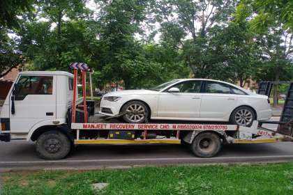 Manjeet Towing Services, Best Car Towing Service In Chandigarh, 7 Top Car Towing Service In Chandigarh, 24 Hour Car Towing Service In Chandigarh, Car Towing Service Near me, Car Towing Service 