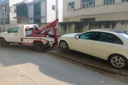 Manjeet Towing Services, Best Car Towing Service In Derabassi, 7 Top Car Towing Service In Derabassi, 24 Hour Car Towing Service In Derabassi, Car Towing Service Near me, Car Towing Service 