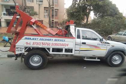 Manjeet Towing Services, Best Car Towing Services in Chandigarh, Top Car Towing Services in Chandigarh, Car Breakdown Services in Chandigarh, 24hrs Car Towing Services in Chandigarh, Flatbeds Towing Services in Chandigarh.