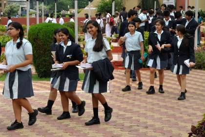 Mantri Distributors, Girls School Uniform Manufacturers in Hyderabad,Girls School Uniform Manufacturers in karimnagar,Girls School Uniform Manufacturers in warangal,Girls School Uniform Manufacturers in kakinada