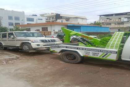 Manjeet Towing Services, Best Car Towing Service In Zirakpur, 7 Top Car Towing Service In Zirakpur, 24 Hour Car Towing Service In Zirakpur, Car Towing Service near me, Car Towing Service 