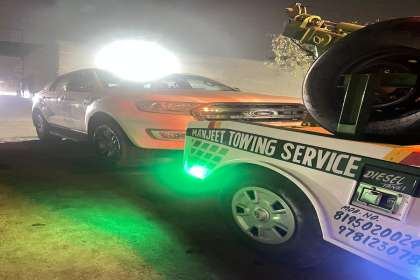 Manjeet Towing Services, Best Car Towing Service In Chandigarh, 7 Top Car Towing Service In Chandigarh, 24 Hour Car Towing Service In Chandigarh, Car Towing Service Near me, Car Towing Service