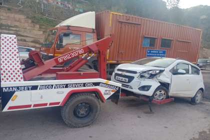 Manjeet Towing Services, Car Towing Services In Mohali, 7 Top Car Towing Services In Mohali, 24 Hours Car Towing Services In Mohali, Car Recovery Van near me, Car Tow Van near me
