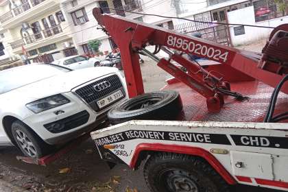 Manjeet Towing Services, Best Car Towing Service In Mohali, 7 Top Car Towing Service In Mohali, 24 Hour Car Towing Service In Mohali,Car Towing Service Near me, Car Towing Service 