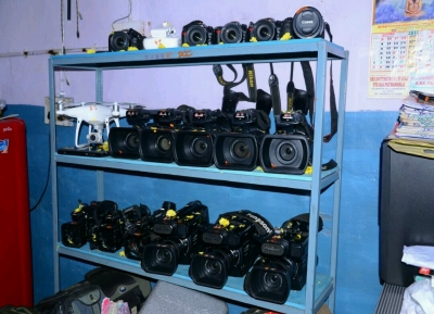  Photo Gallery