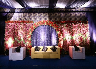  Photo Gallery